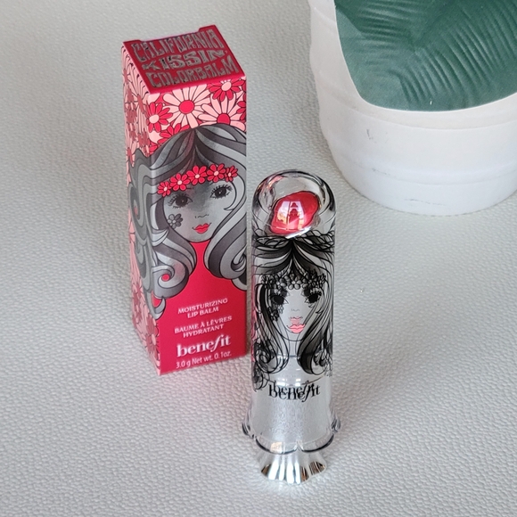 Benefit Fuchsia Lip Balm with Silver Artistic Tube - Picture 4 of 8